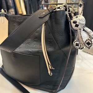 MCM Black and Cream Leather Shoulder Bag